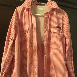 Columbia woman’s fishing shirt.